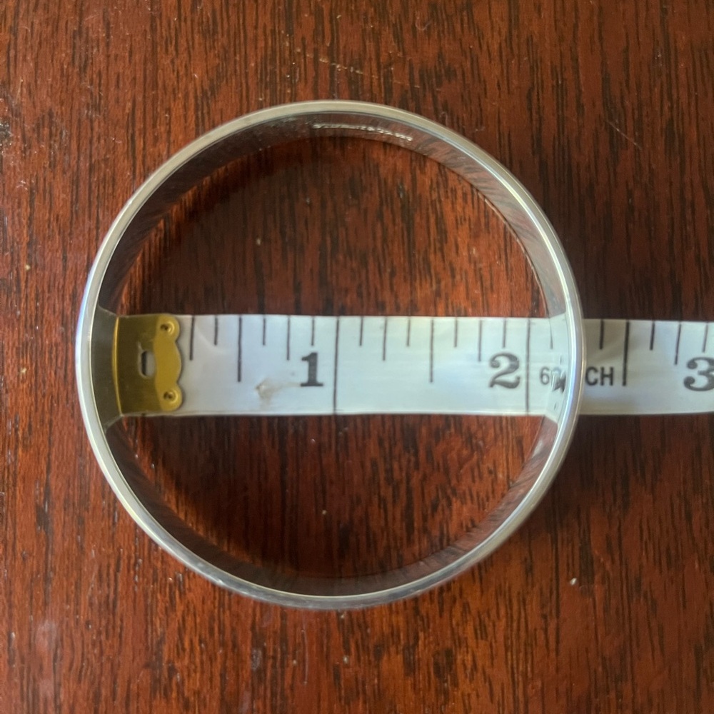 Tiffany & Co. Diamond Locks Keyhole Bangle Sterling Silver 0.02 CTW - Picture 5 of 8
